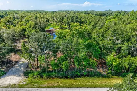 Bruton Road, Plant City, FL 33565