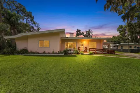 1311 E Tomlin St, Plant City, FL 33563
