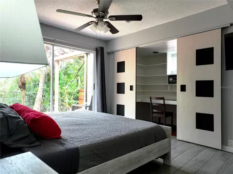 Bedroom - 111 Oak Lee Dr, Lutz, FL 33548 photo 2 of 4
