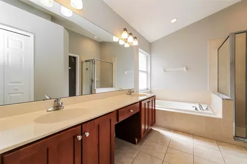 Bath - Undisclosed, Riverview, FL 33579 photo 1 of 3