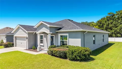 Exterior - 1069 Sandpiper Loop, Winter Haven, FL 33881 photo 3 of 10