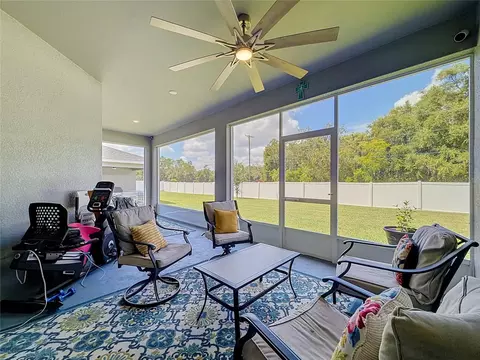 Exterior - 1069 Sandpiper Loop, Winter Haven, FL 33881 photo 5 of 10
