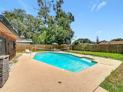 Exterior - 118 Euclid Loop, Seffner, FL 33584 photo 12 of 16