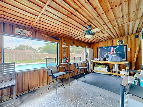 Exterior - 118 Euclid Loop, Seffner, FL 33584 photo 3 of 16