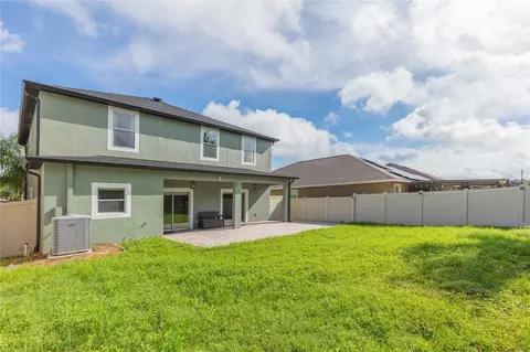 Exterior - 11508 Mansfield Point Dr, Riverview, FL 33569 photo 7 of 9