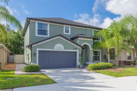 Exterior - 11508 Mansfield Point Dr, Riverview, FL 33569 photo 3 of 9