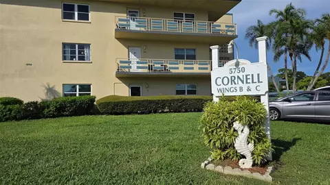5750 80th St N #C202, Saint Petersburg, FL 33709