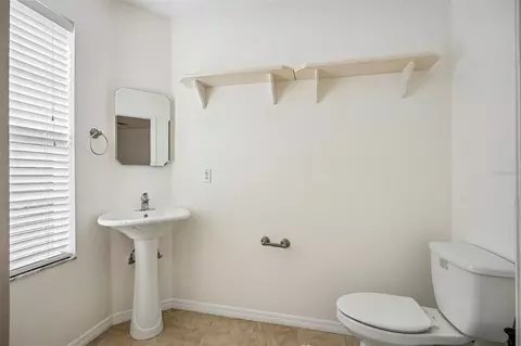 Bath - 33245 Mandrake Rd, Wesley Chapel, FL 33543 photo 4 of 4