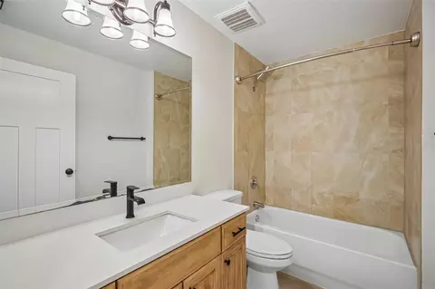 Bath - 33245 Mandrake Rd, Wesley Chapel, FL 33543 photo 1 of 4