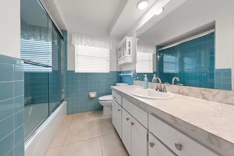 Bath - 1972 Sever Dr, Clearwater, FL 33764 photo 3 of 4