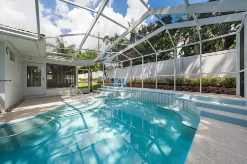 Exterior - 1972 Sever Dr, Clearwater, FL 33764 photo 7 of 10