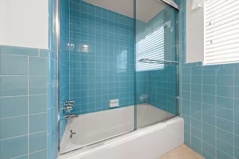 Bath - 1972 Sever Dr, Clearwater, FL 33764 photo 4 of 4