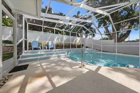 Exterior - 1972 Sever Dr, Clearwater, FL 33764 photo 5 of 10