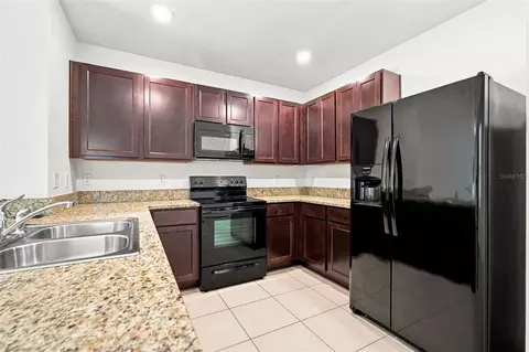 Kitchen - 10920 Carlton Fields Dr, Riverview, FL 33579 photo 2 of 5