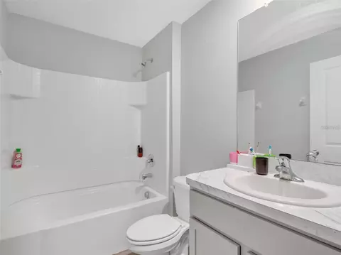 Bath - 16636 Windmill Forge Pass, Wimauma, FL 33598 photo 2 of 3