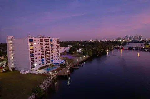 2780 N Riverside Dr #805, Tampa, FL 33602