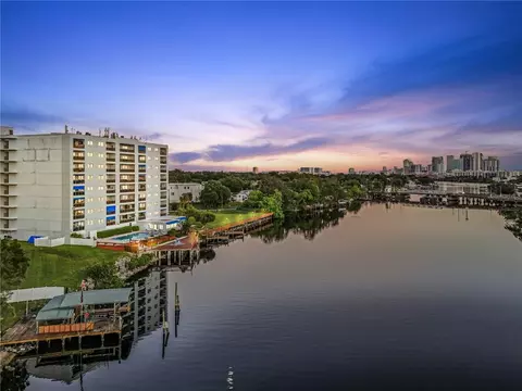 2780 N Riverside Dr #805, Tampa, FL 33602