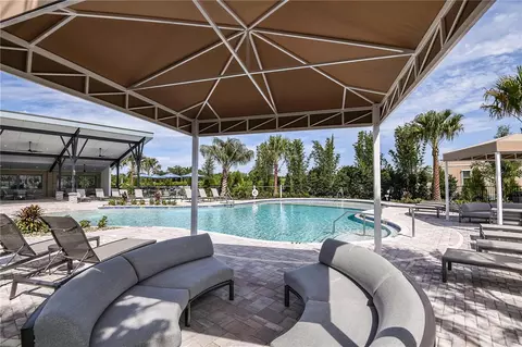 Exterior - 12443 49th St E, Parrish, FL 34219 photo 6 of 9
