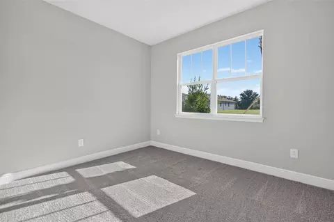 Bedroom - 5031 125th Ave E, Parrish, FL 34219 photo 3 of 4