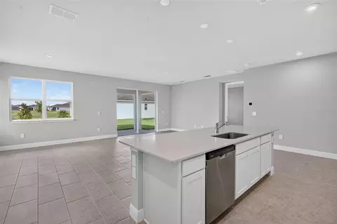 Living - 5031 125th Ave E, Parrish, FL 34219 photo 1 of 7
