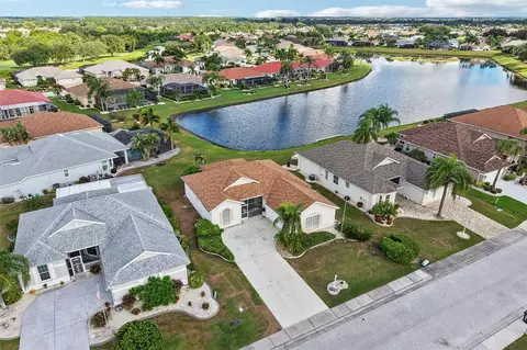 1104 Villeroy Dr, Sun City Center, FL 33573