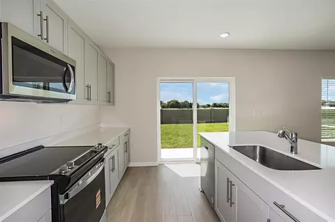 Kitchen - 15261 Maude Landing Loop, Wimauma, FL 33598 photo 3 of 4