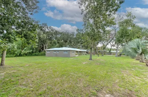 Exterior - 8825 Cobb Rd, Riverview, FL 33578 photo 7 of 10