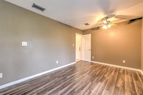 Bedroom - 8825 Cobb Rd, Riverview, FL 33578 photo 5 of 5