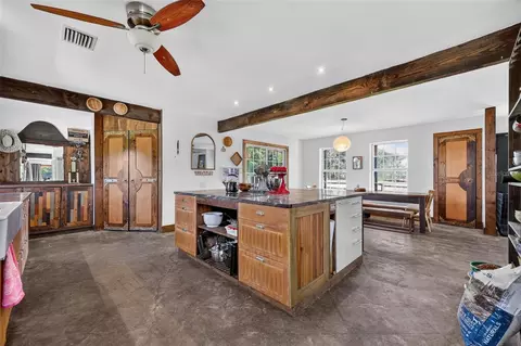 Kitchen - 8922 Pritcher Rd, Lithia, FL 33547 photo 2 of 4