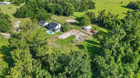 View/Area - 8922 Pritcher Rd, Lithia, FL 33547 photo 3 of 15