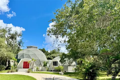 9710 Black Bear Ct, New Port Richey, FL 34654