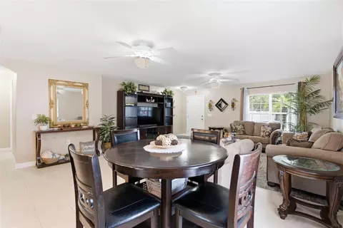Dining - 15544 Florida Breeze Loop, Wimauma, FL 33598 photo 2 of 2