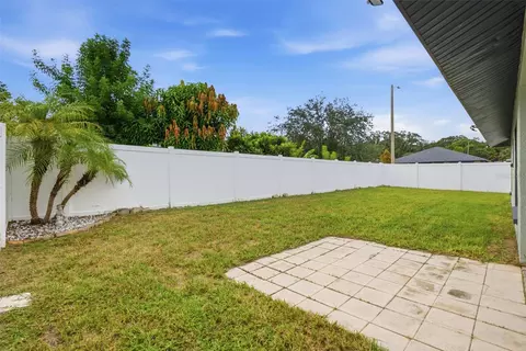 Exterior - 15544 Florida Breeze Loop, Wimauma, FL 33598 photo 5 of 8