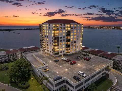 6287 Bahia Del Mar Cir #401, Saint Petersburg, FL 33715
