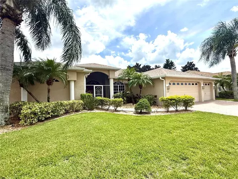 3735 Gaviota Dr, Sun City Center, FL 33573