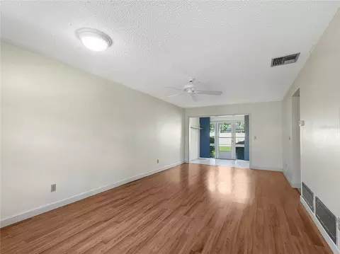 Living - 1701 Pinehurst Rd #2F, Dunedin, FL 34698 photo 5 of 7