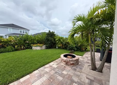 Exterior - 11822 Chevelon Ln, Parrish, FL 34219 photo 5 of 8