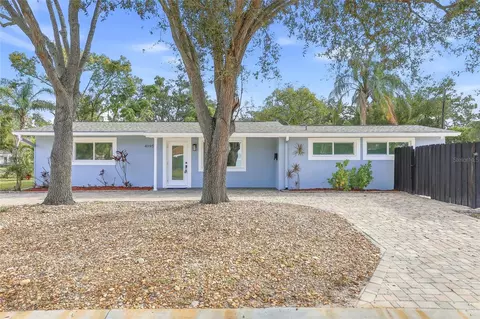 4095 Locust St NE, Saint Petersburg, FL 33703