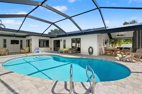 Exterior - 11312 Robert Dr, Seminole, FL 33778 photo 11 of 23