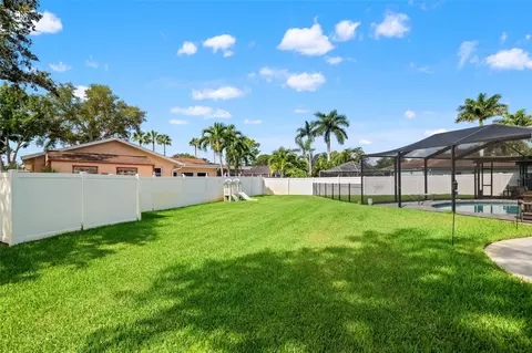 Exterior - 11312 Robert Dr, Seminole, FL 33778 photo 19 of 23
