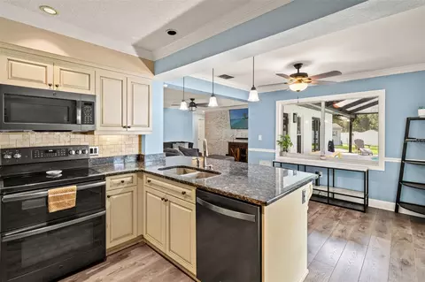 Kitchen - 11312 Robert Dr, Seminole, FL 33778 photo 2 of 5