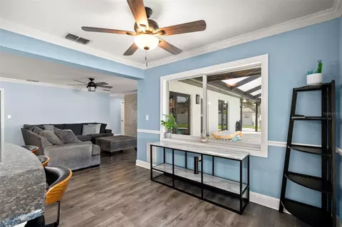 Entry Way - 11312 Robert Dr, Seminole, FL 33778 photo 4 of 5