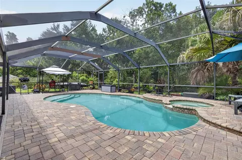 Exterior - 12935 Raysbrook Dr, Riverview, FL 33569 photo 3 of 10