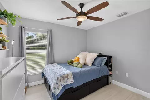 Bedroom - 12935 Raysbrook Dr, Riverview, FL 33569 photo 3 of 5