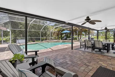 Exterior - 12935 Raysbrook Dr, Riverview, FL 33569 photo 5 of 10