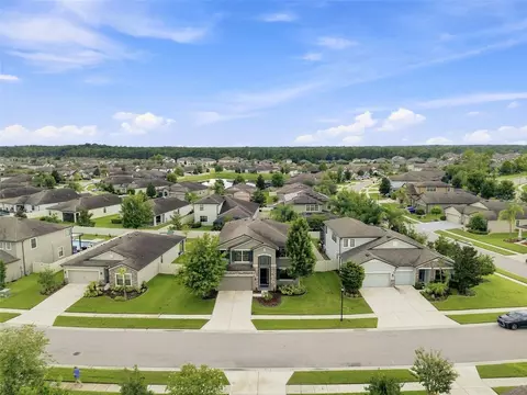 View/Area - 19065 Malinche Loop, Spring Hill, FL 34610 photo 1 of 6