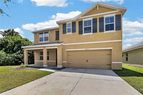 8219 Bilston Village Ln, Gibsonton, FL 33534
