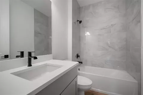 Bath - 11892 Richmond Trl, Parrish, FL 34219 photo 1 of 3