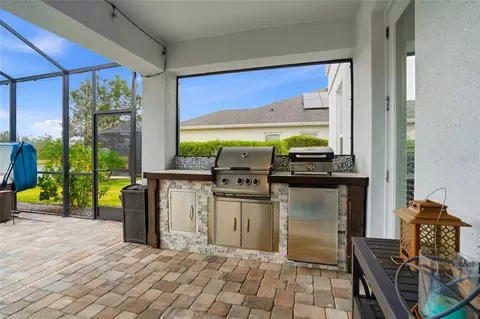 Kitchen - 33564 Willow Point Ct, Wesley Chapel, FL 33545 photo 7 of 8