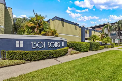 1301 S Howard Ave #B18, Tampa, FL 33606